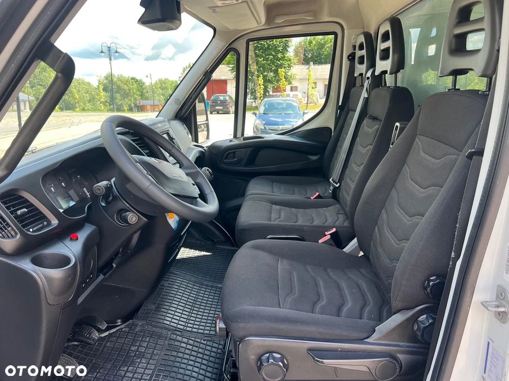 Iveco Daily 70C17 / Kontener / Winda / - 37