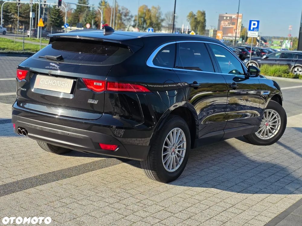 Jaguar F-Pace 2.0 i4D AWD Prestige - 12
