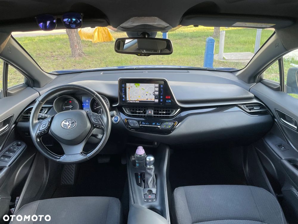 Toyota C-HR - 11