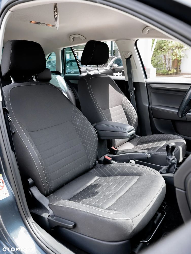 Skoda RAPID 1.0 TSI Style - 14