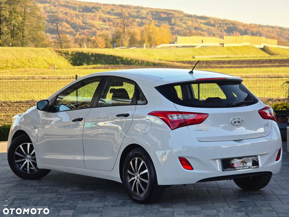 Hyundai i30 1.4 Classic - 10