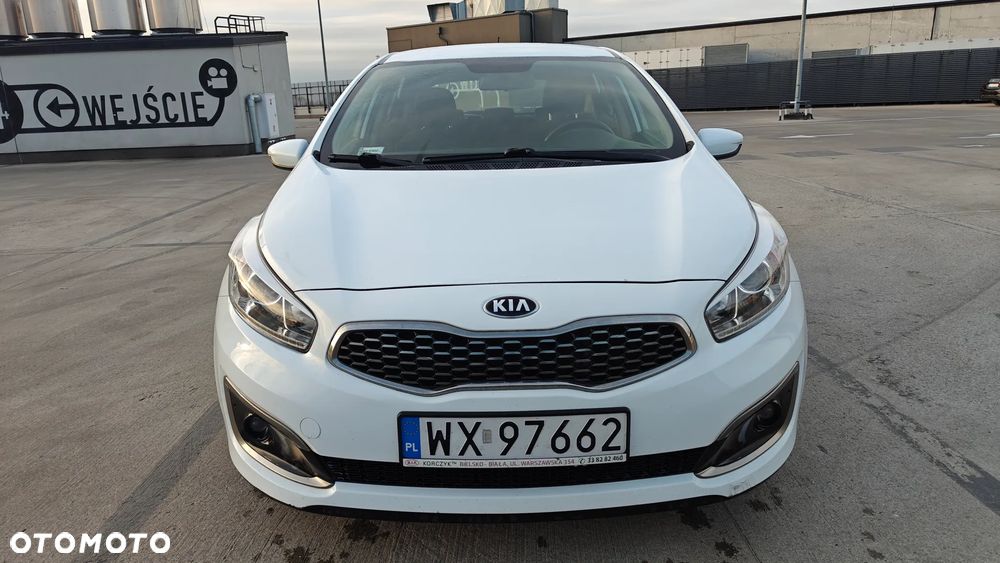 Kia Ceed 1.6 CRDi M - 3