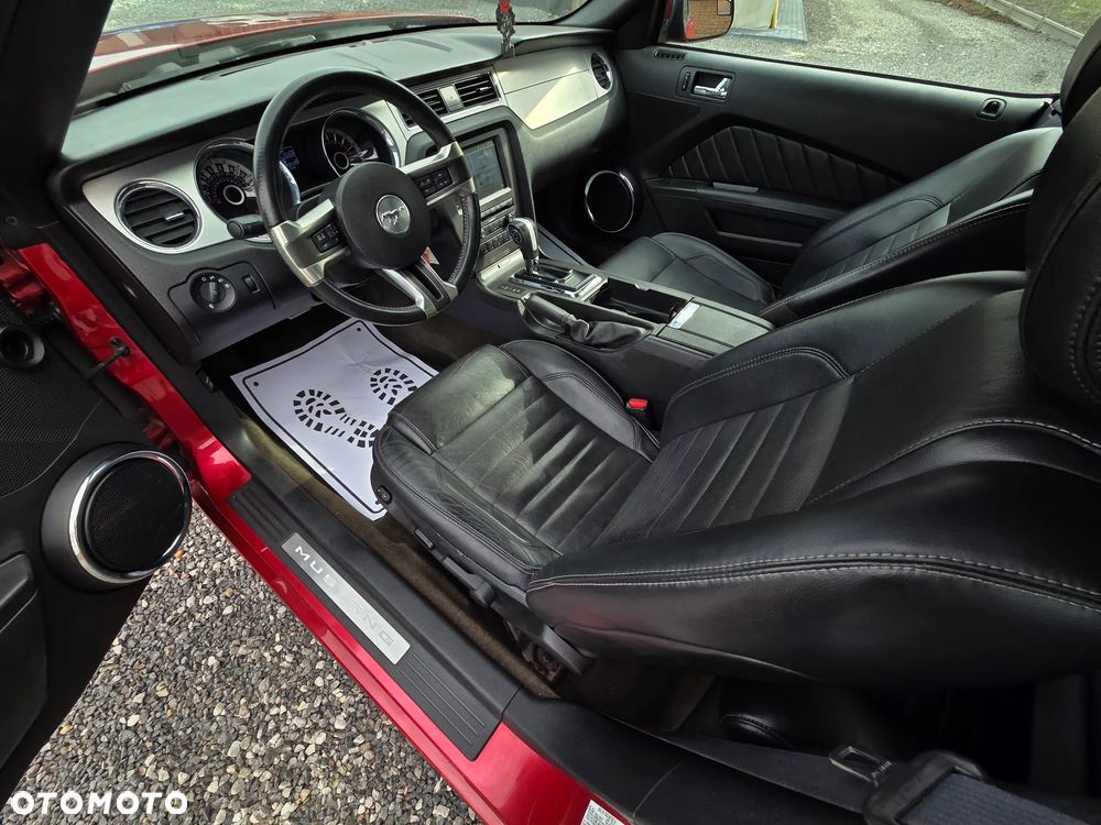 Ford Mustang 3.7 V6 Premium - 12