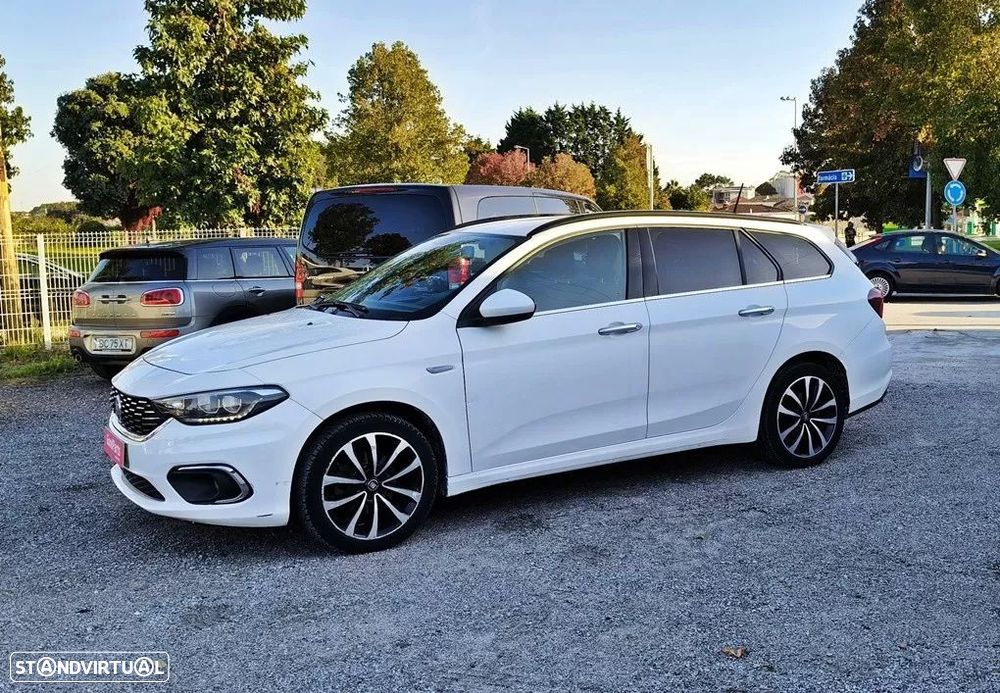 Fiat Tipo Station Wagon 1.3 M-Jet Lounge Tech - 6