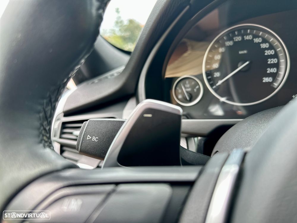 BMW X5 25 d sDrive Pack M - 43