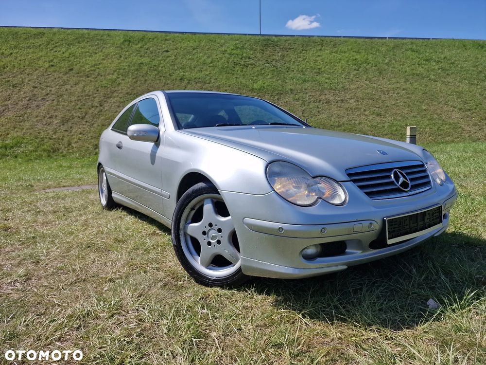 Mercedes-Benz Klasa C 180 Kompressor Sportcoupe - 9