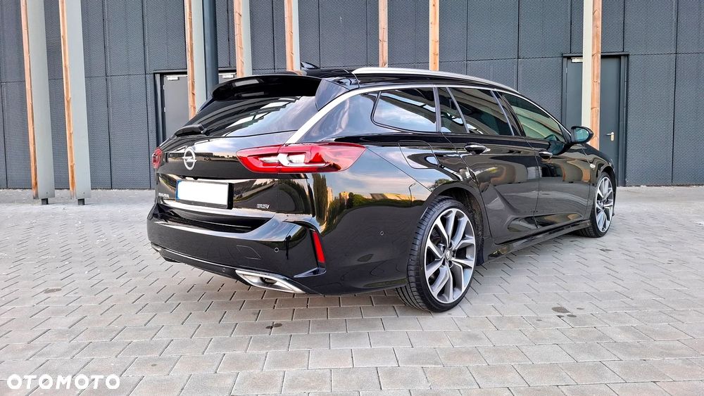 Opel Insignia 2.0 CDTI 4x4 GSi S&S - 9