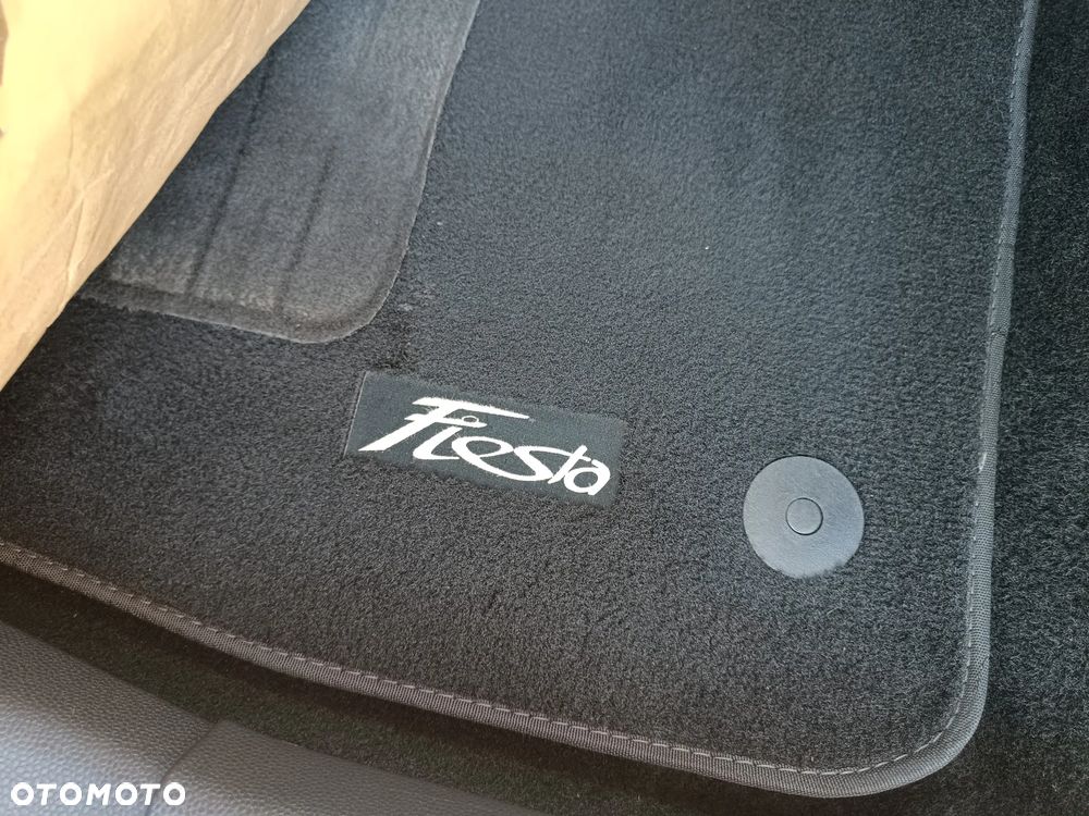 Ford Fiesta 1.0 SYNC Edition - 14