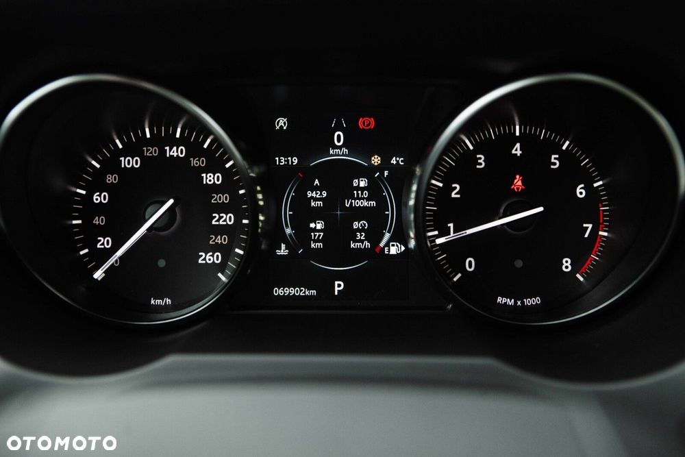 Land Rover Range Rover Evoque - 36