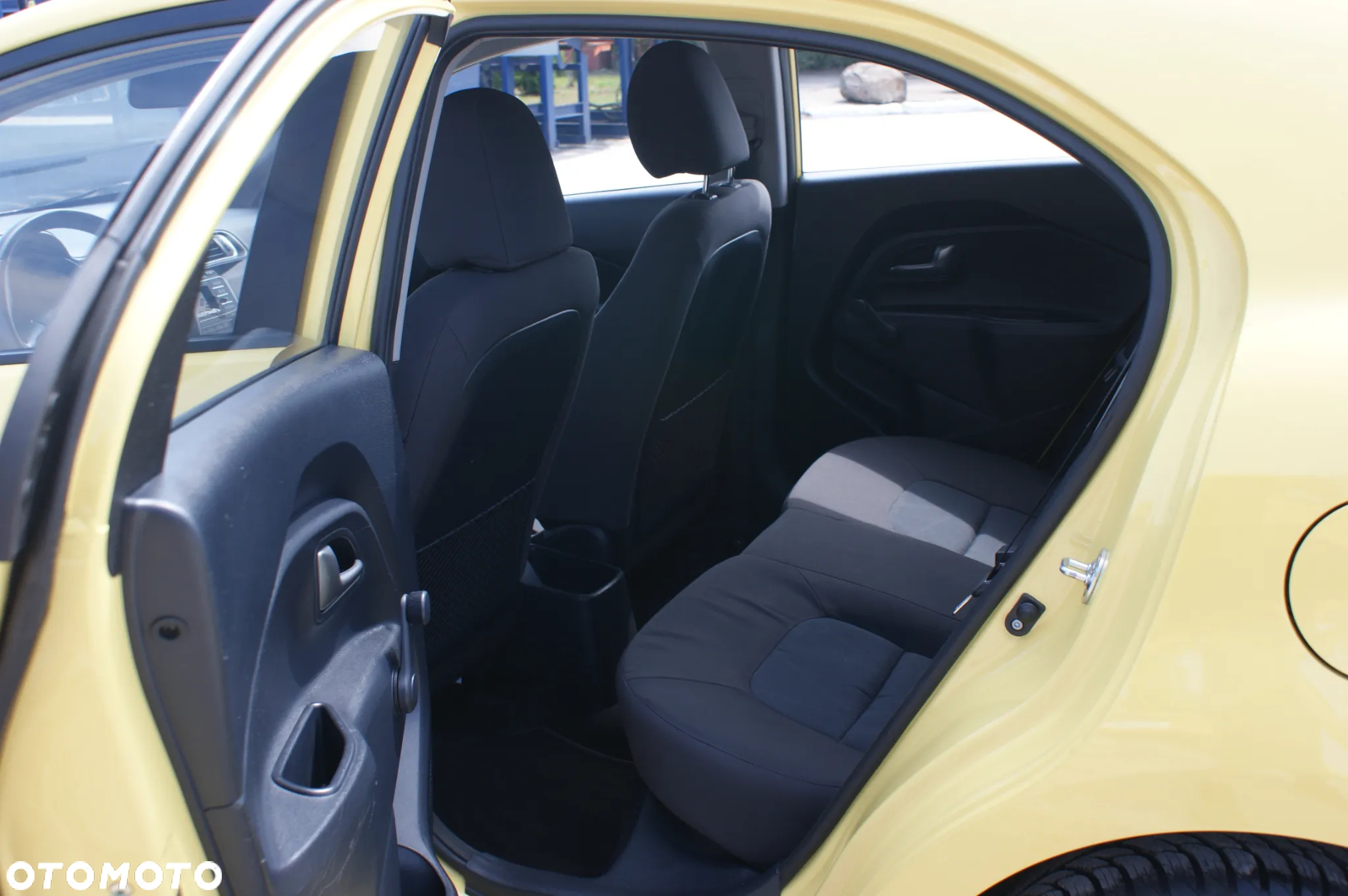 Kia Rio 1.2 Attract - 15