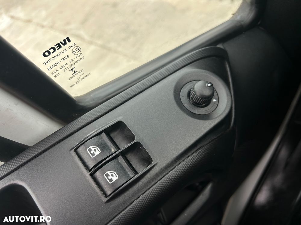 Iveco Daily 3.0 D ABROLLKIPPER 3.5 tone - 32