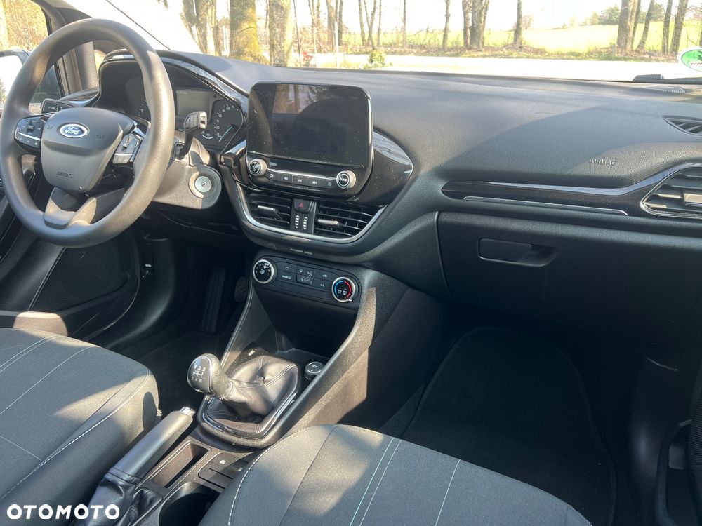 Ford Fiesta 1.1 COOL&CONNECT - 11