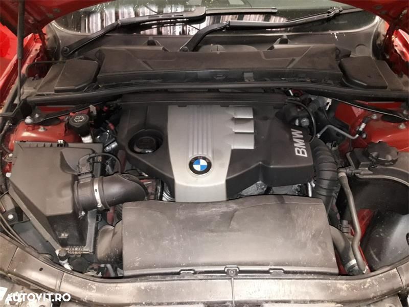 Dezmembrez BMW 320d E90 N47 - 3
