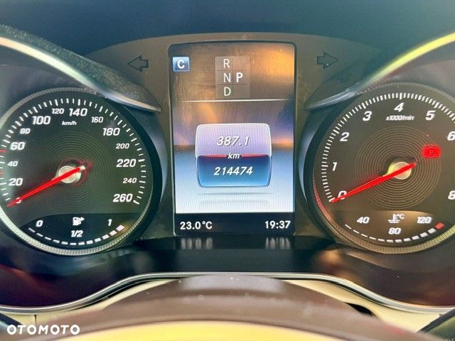 Mercedes-Benz GLC - 27