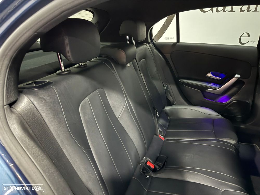 Mercedes-Benz A 180 d Style Plus - 35