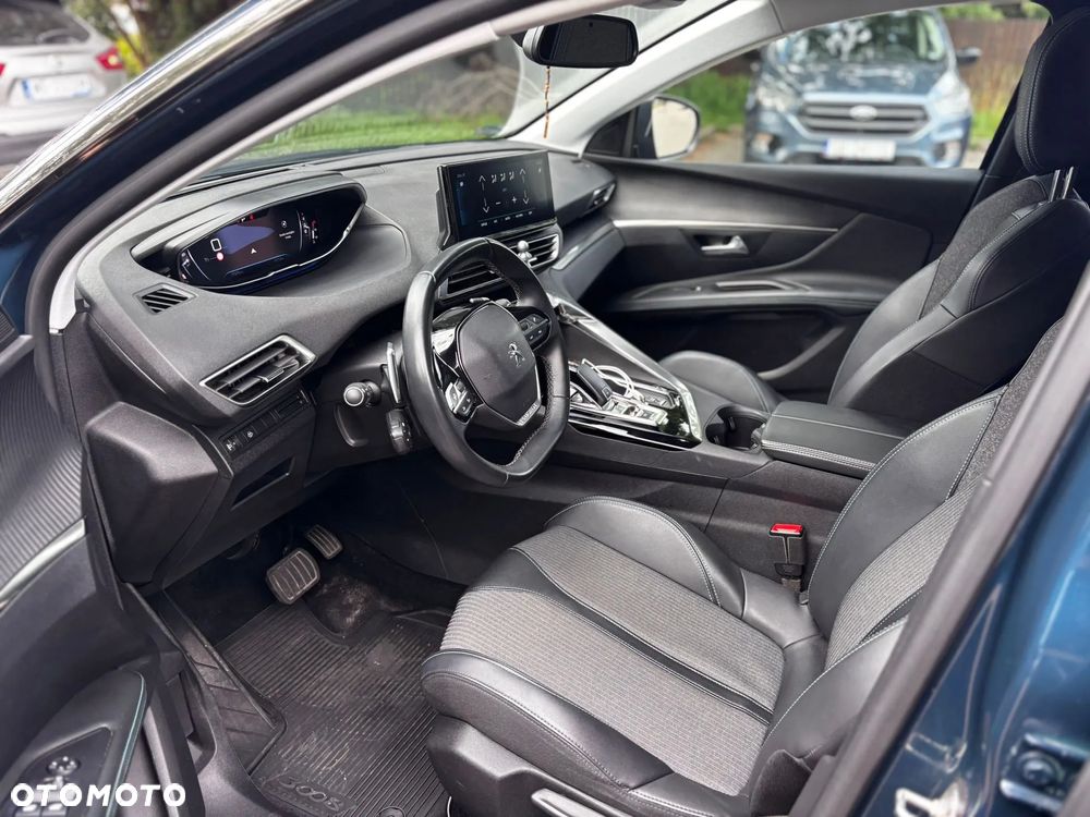 Peugeot 3008 1.2 PureTech Allure S&S EAT8 - 4