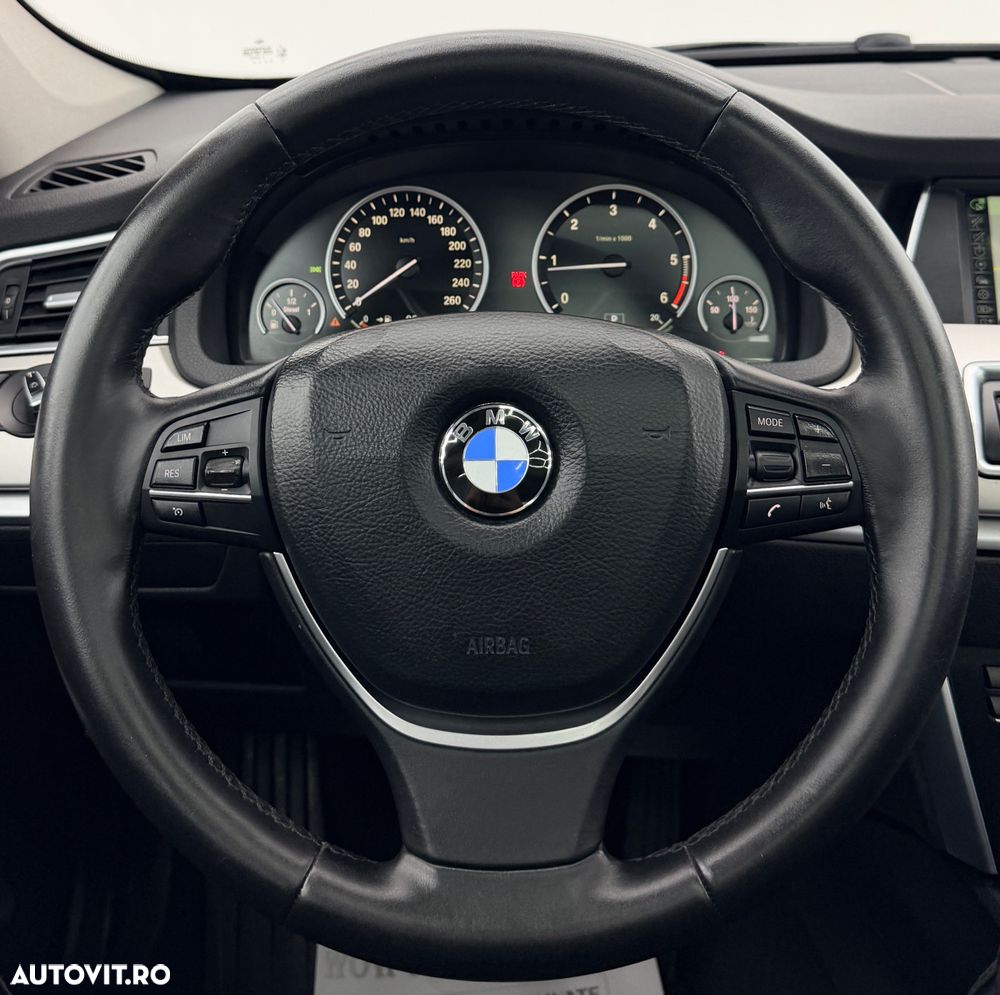 BMW Seria 5 520d Gran Turismo Aut. Luxury Line - 36