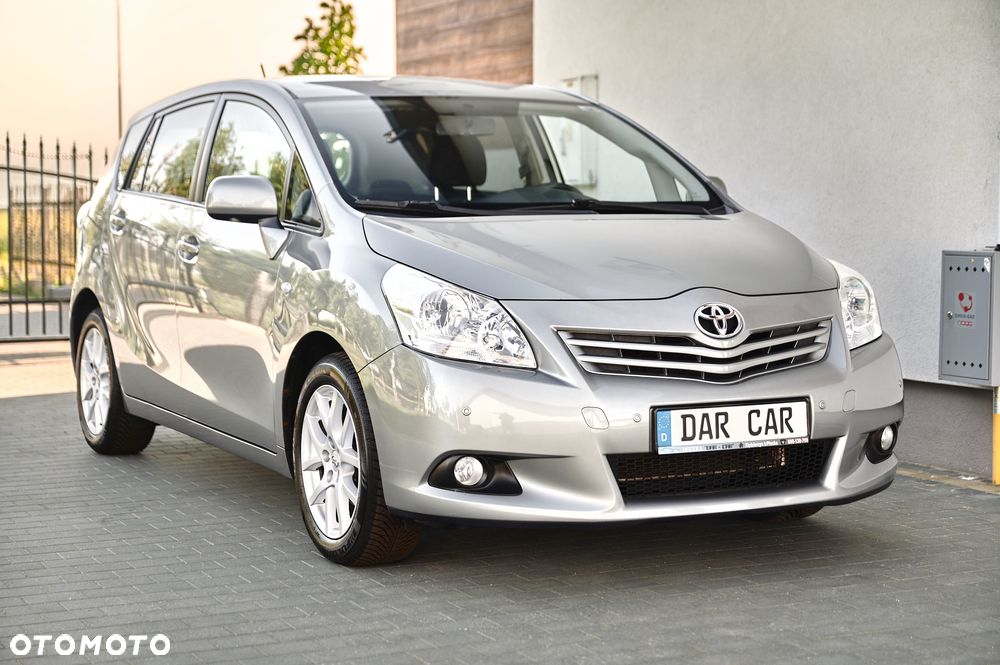Toyota Verso 1.8 5-Sitzer Executive - 17