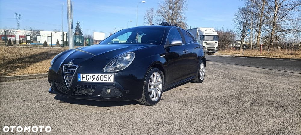 Alfa Romeo Giulietta - 2