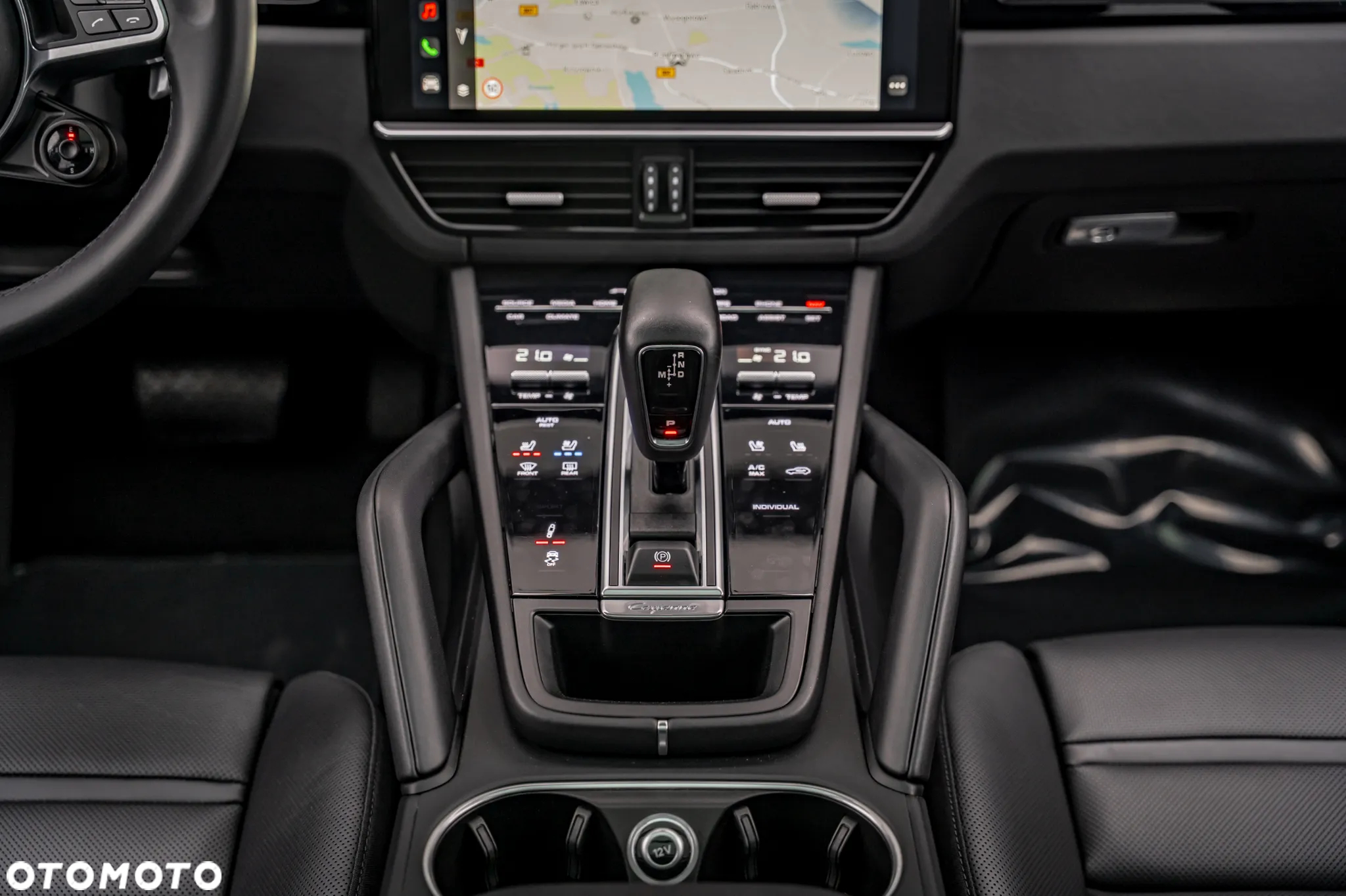 Porsche Cayenne - 29
