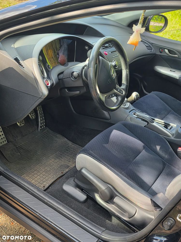 Honda Civic 1.8 Comfort - 16