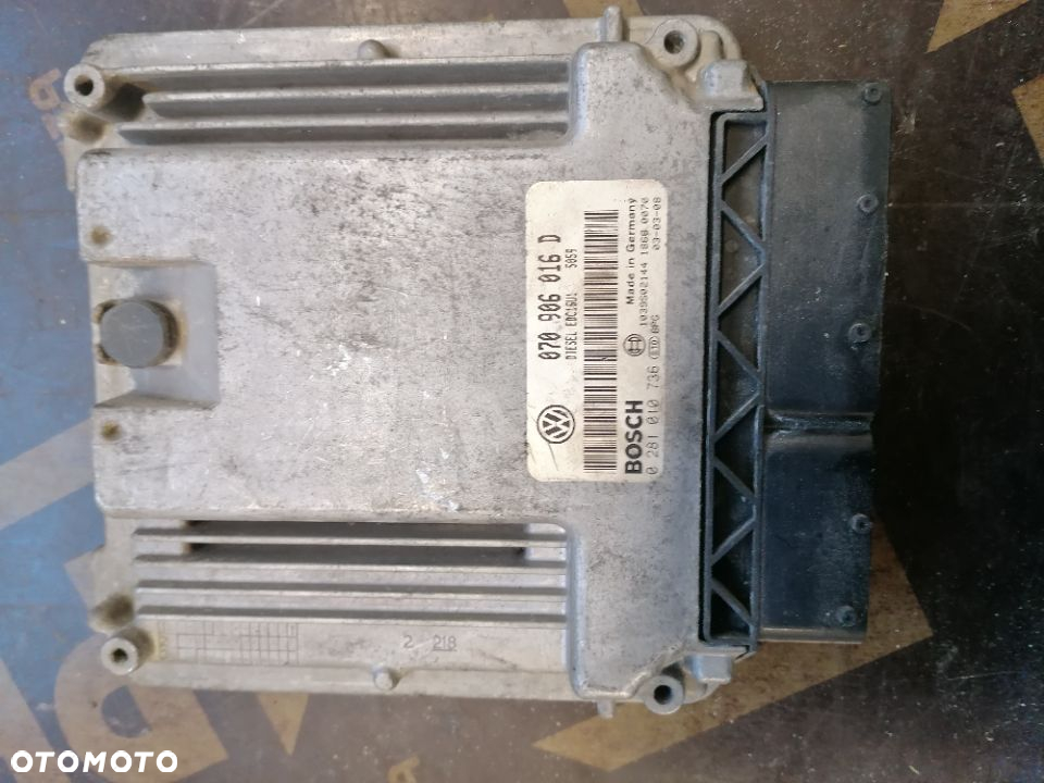 Sterownik Komputer Silnika 5.0Tdi V10 Touareg Phaeton - 2
