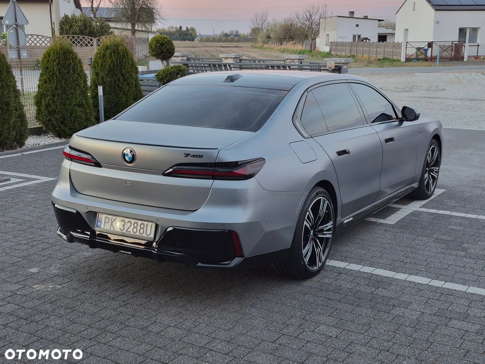 BMW Seria 7 740i - 6