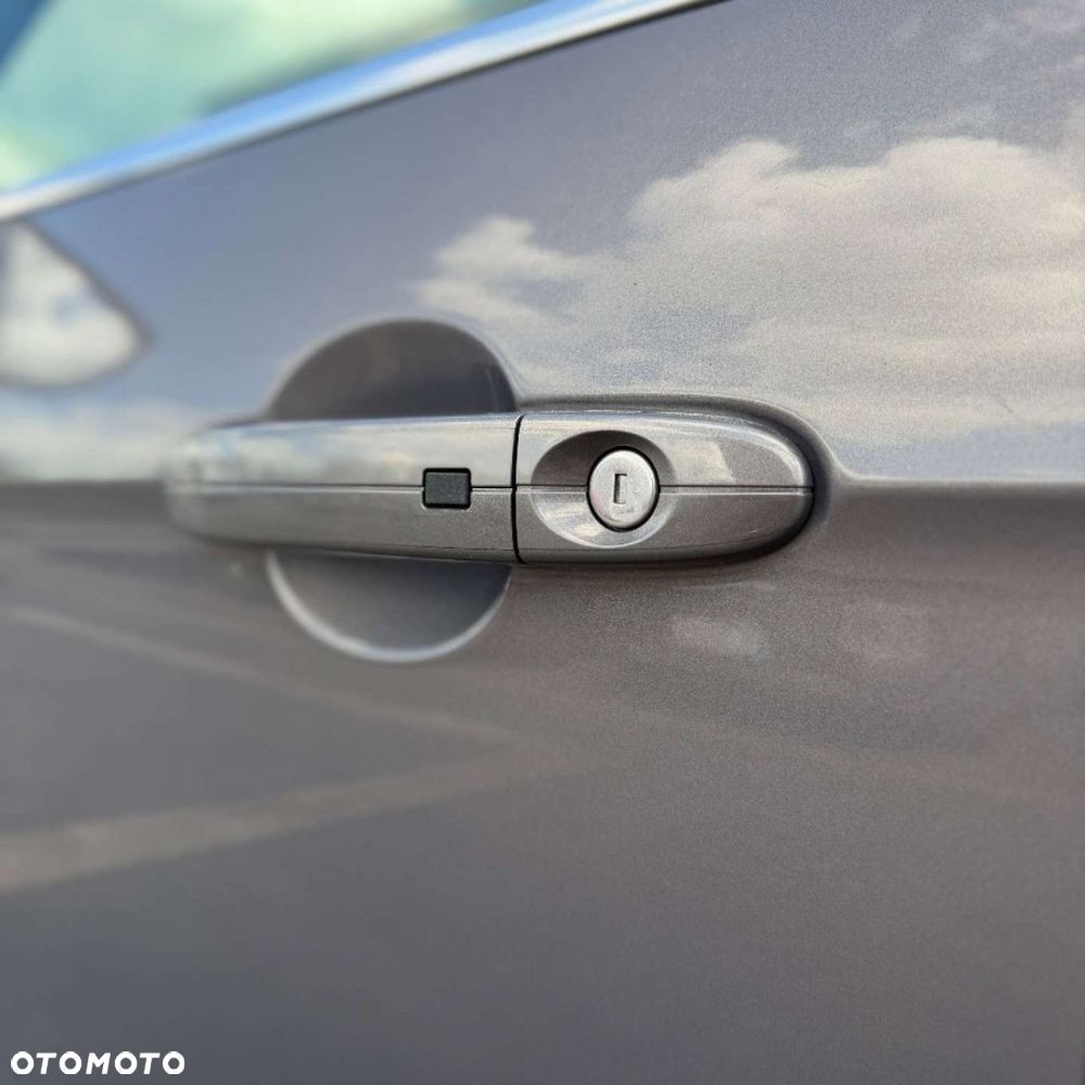 Ford S-Max - 14