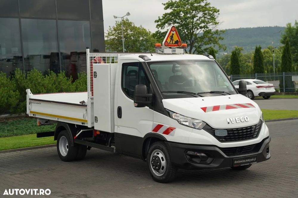 Iveco DAILY 35-140 / BASCULATOR DIN OȚEL + HDS HMF HYFA / CAPACITATE MAXIMĂ DE RIDICARE 430 KG / EXTENSIE MAXIMĂ 2 M / DUBLU / EURO 6 - 9