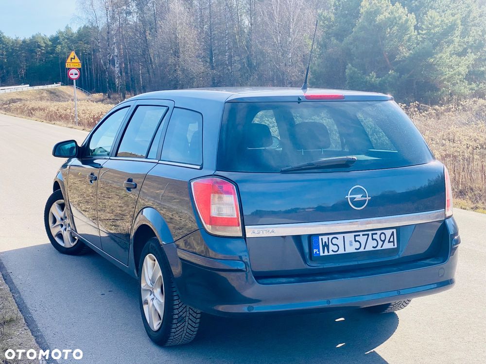 Opel Astra 1.8 Edition 111 Jahre - 12
