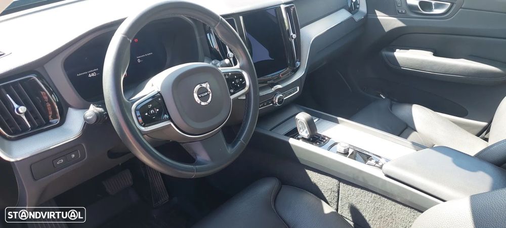 Volvo XC 60 2.0 T6 PHEV Plus Dark AWD - 17