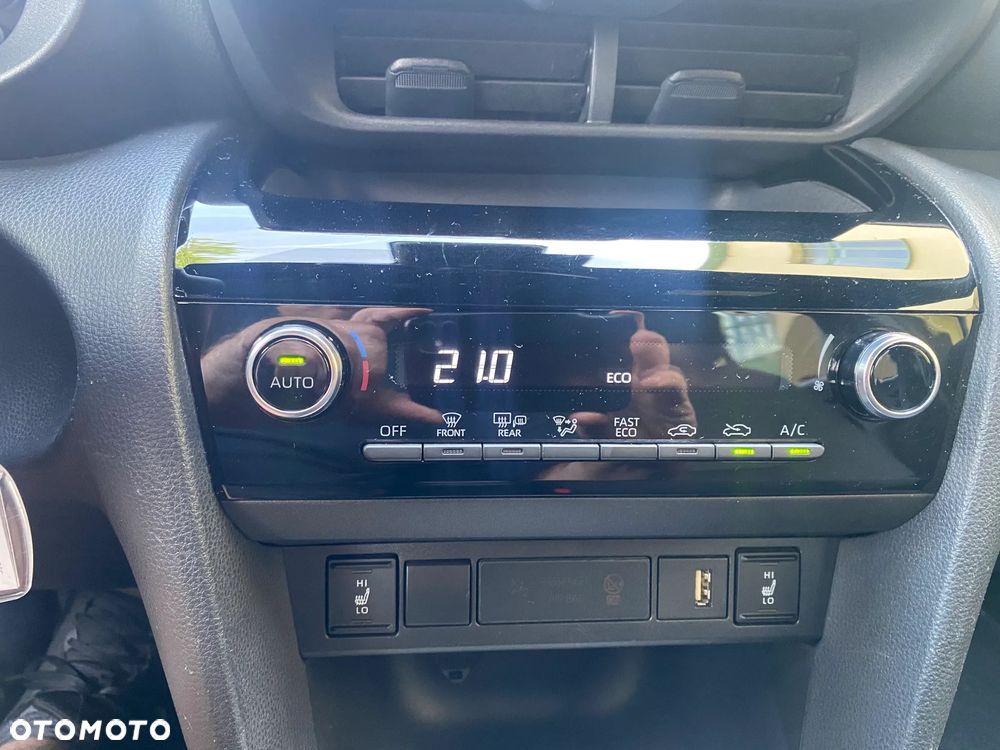 Toyota Yaris Cross Hybrid 1.5 Adventure - 12