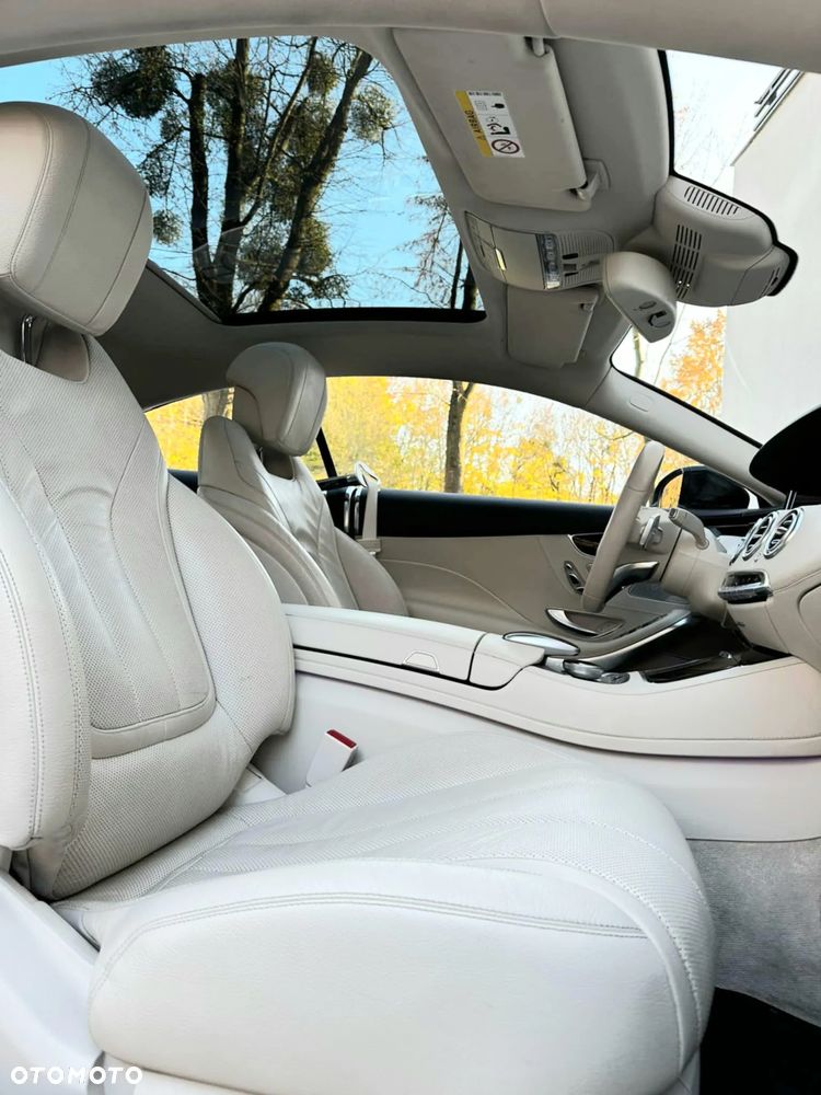 Mercedes-Benz Klasa S 400 Coupe 4-Matic 7G-TRONIC - 24