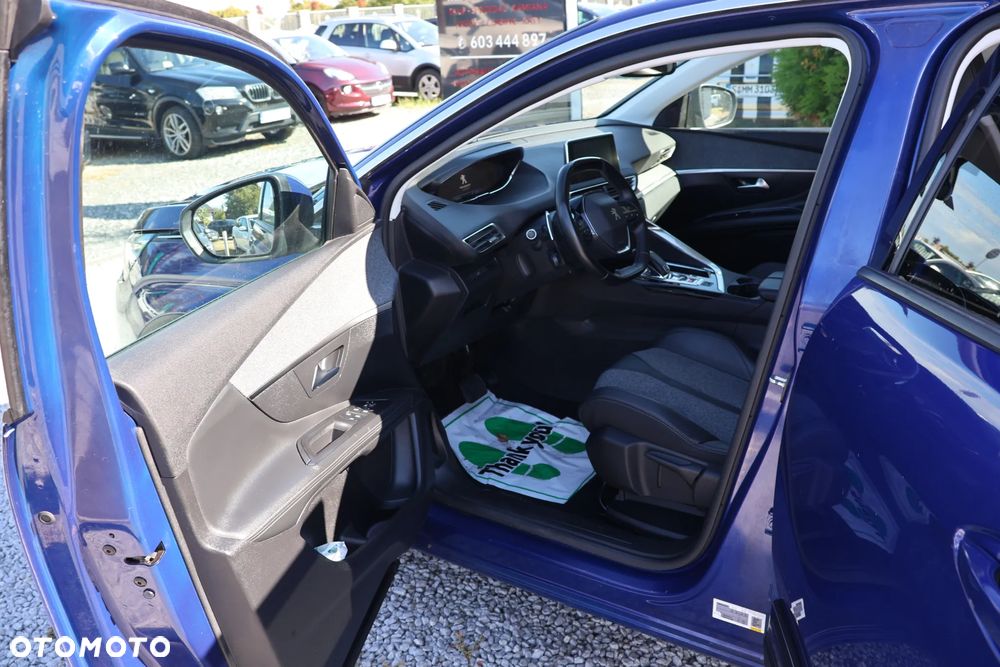 Peugeot 3008 1.6 PureTech GPF Allure S&S EAT8 - 8
