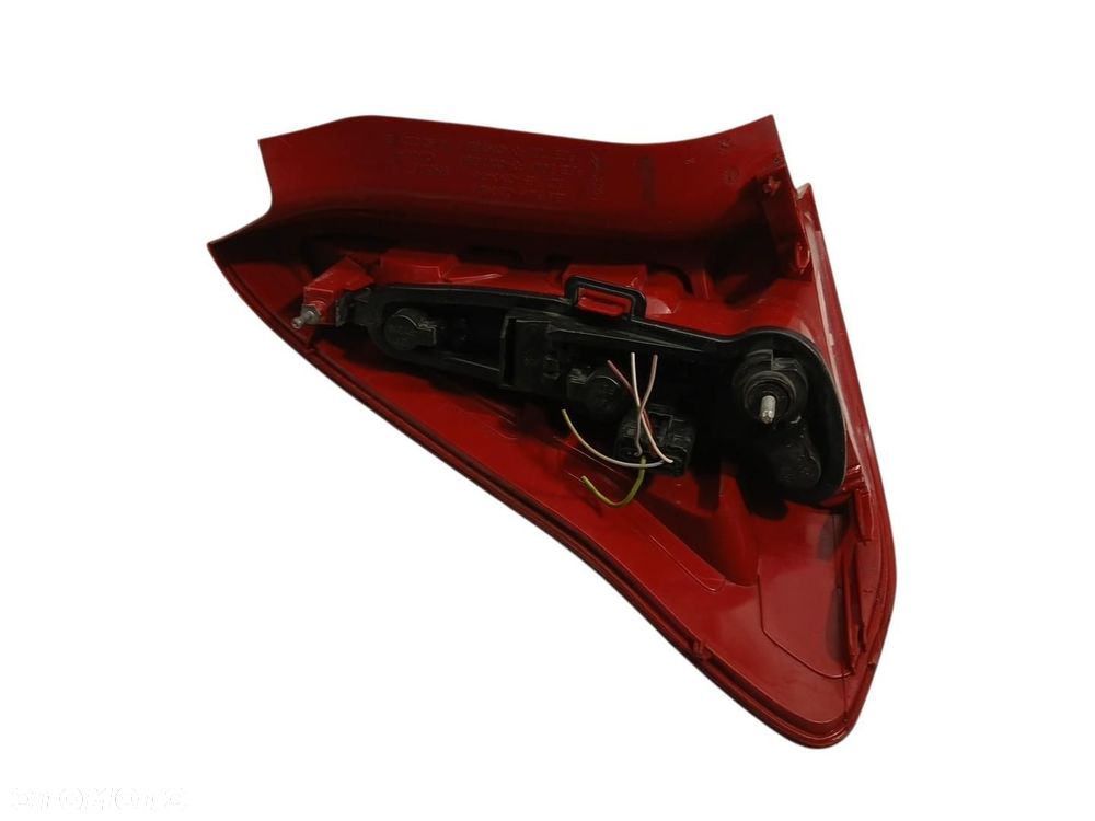 LAMPA PRAWA TYLNA TYŁ CITROEN C4 I COUPE 9646801677 - 4