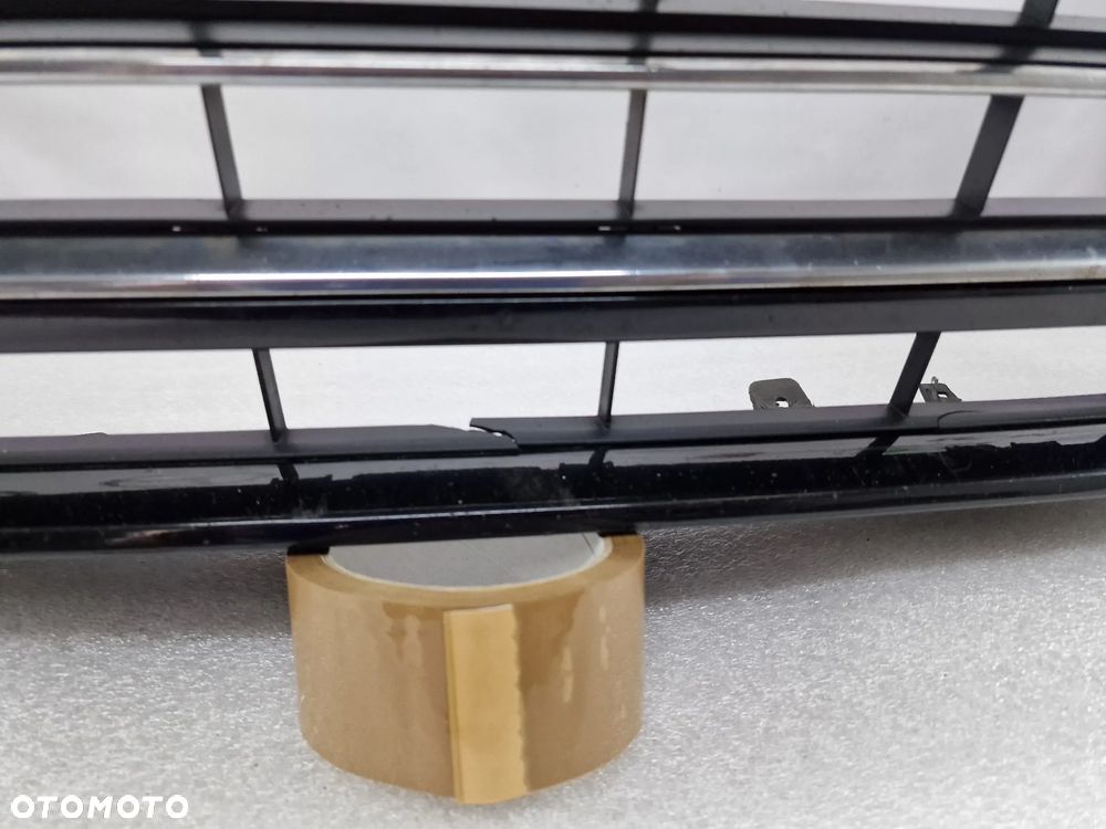 AUDI A4 B9 8W0 14- ZDERZAK PRZEDNI PRZÓD BEZ PDC I SPRYSKU + ATRAPA / GRILL , KOLOR CZARNY , NR 8W0807437 + 8W0853651AB , NR AUKCJI NZ972 - 17