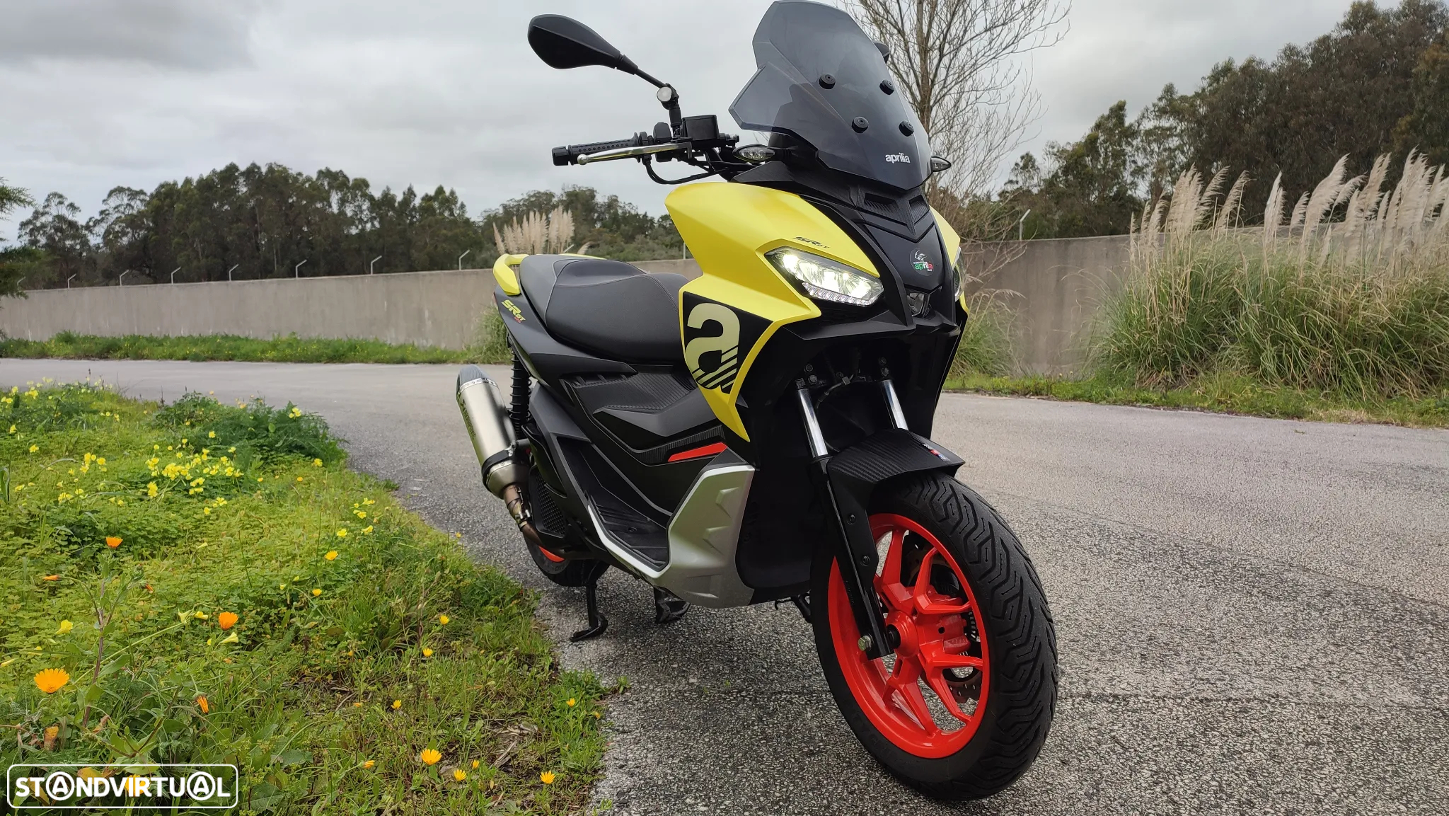 Aprilia SR SR GT - 6