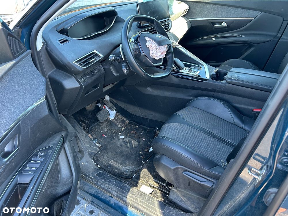 Peugeot 3008 - 12