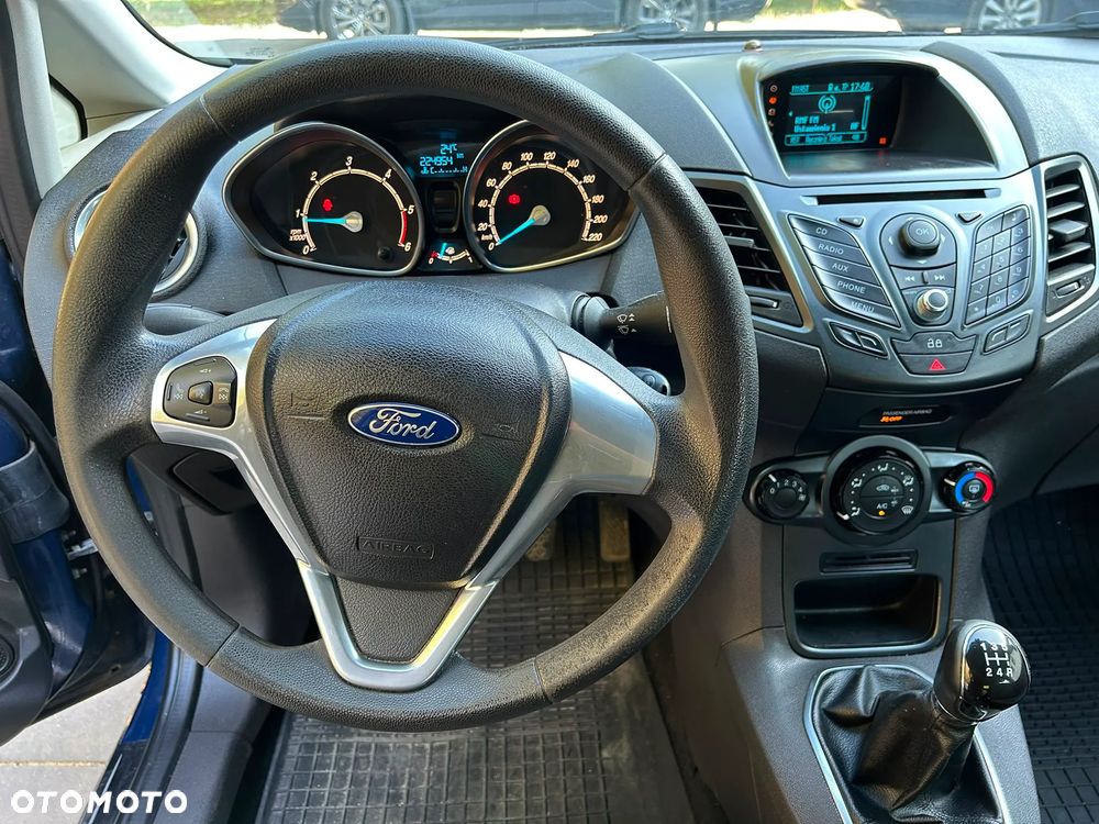 Ford Fiesta - 9