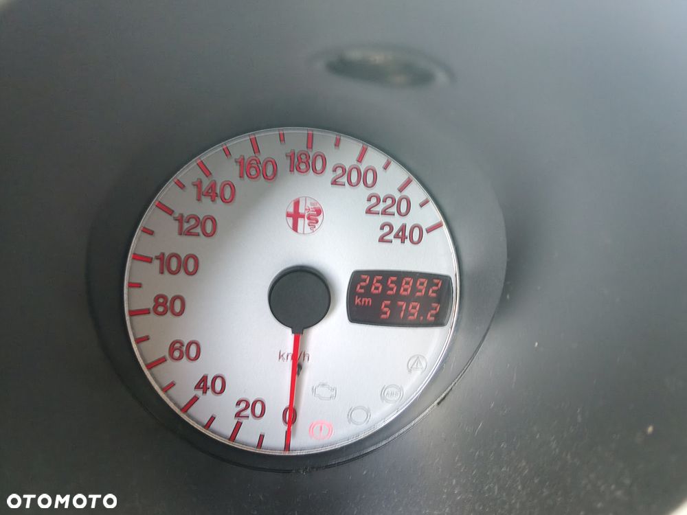 Alfa Romeo 156 1.9 JTD Impression - 16