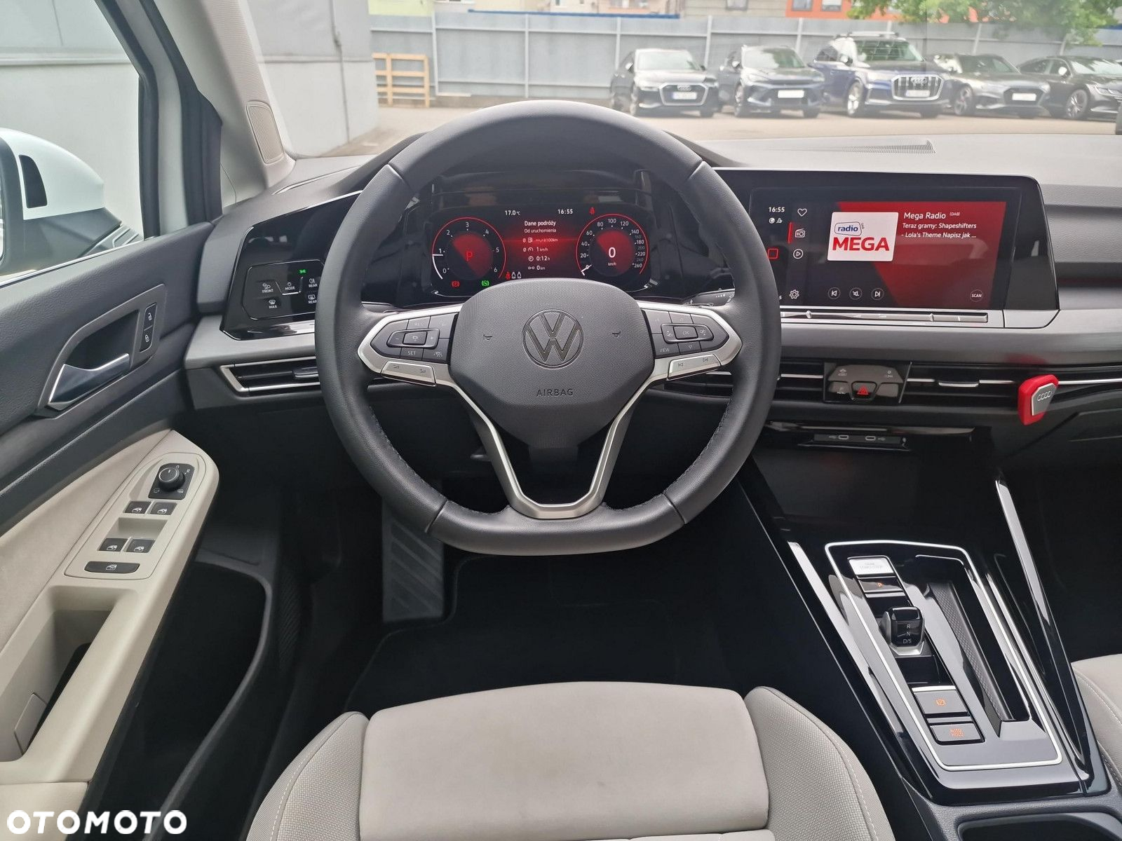 Volkswagen Golf - 23