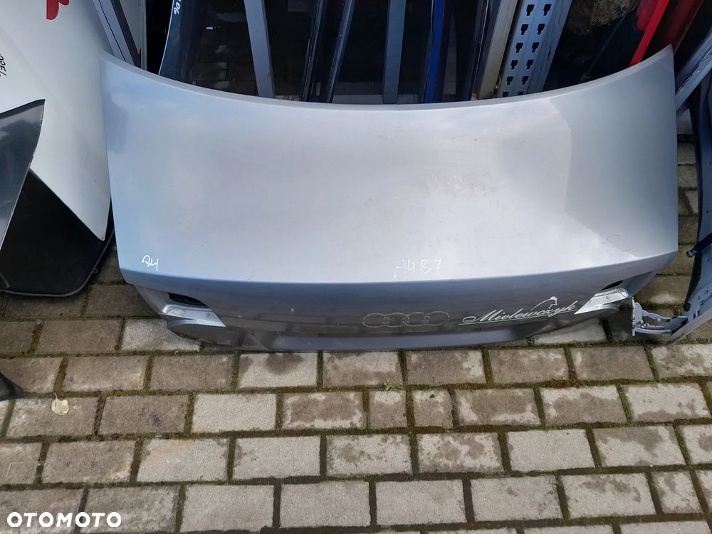 AUDI A4 B7 KLAPA BAGAŻNIKA TYŁ SEDAN - 1