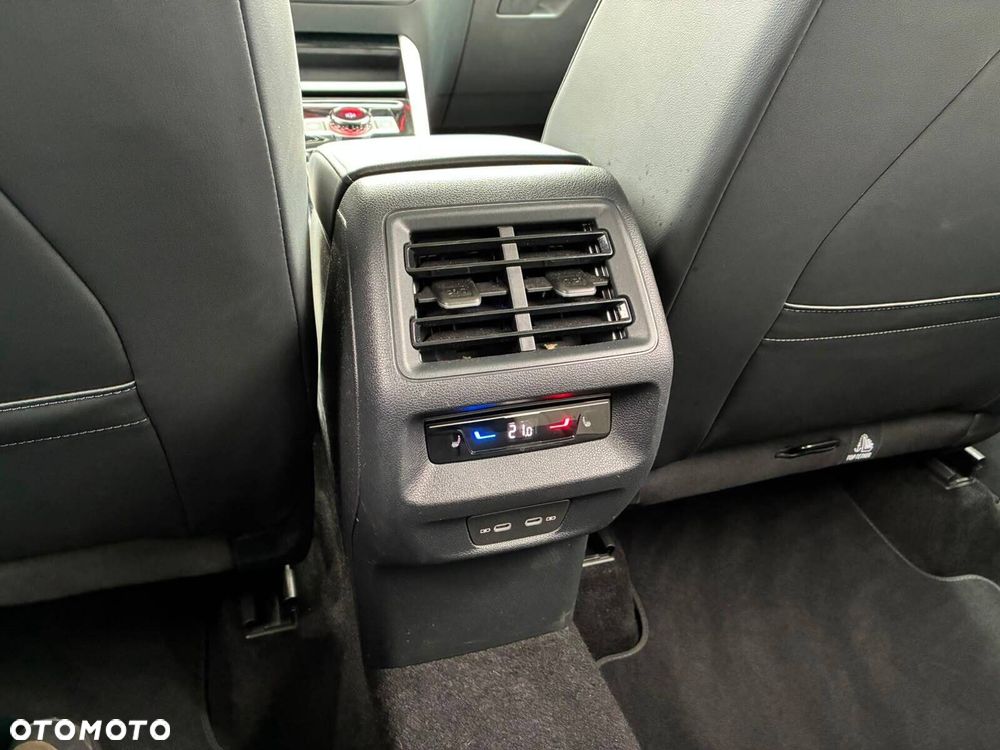 Volkswagen Tiguan - 29