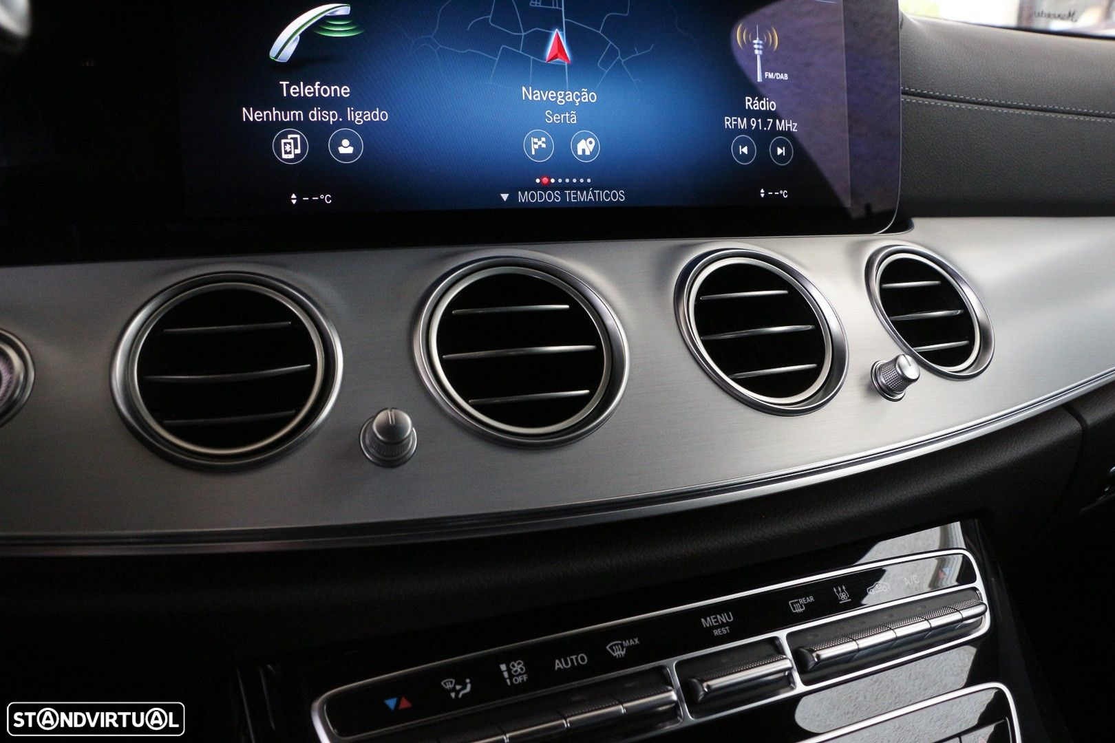 Mercedes-Benz E 300 de AMG Line - 30