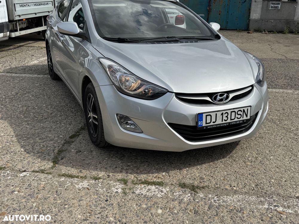 Hyundai Elantra 1.6 MPi Exclusive - 2