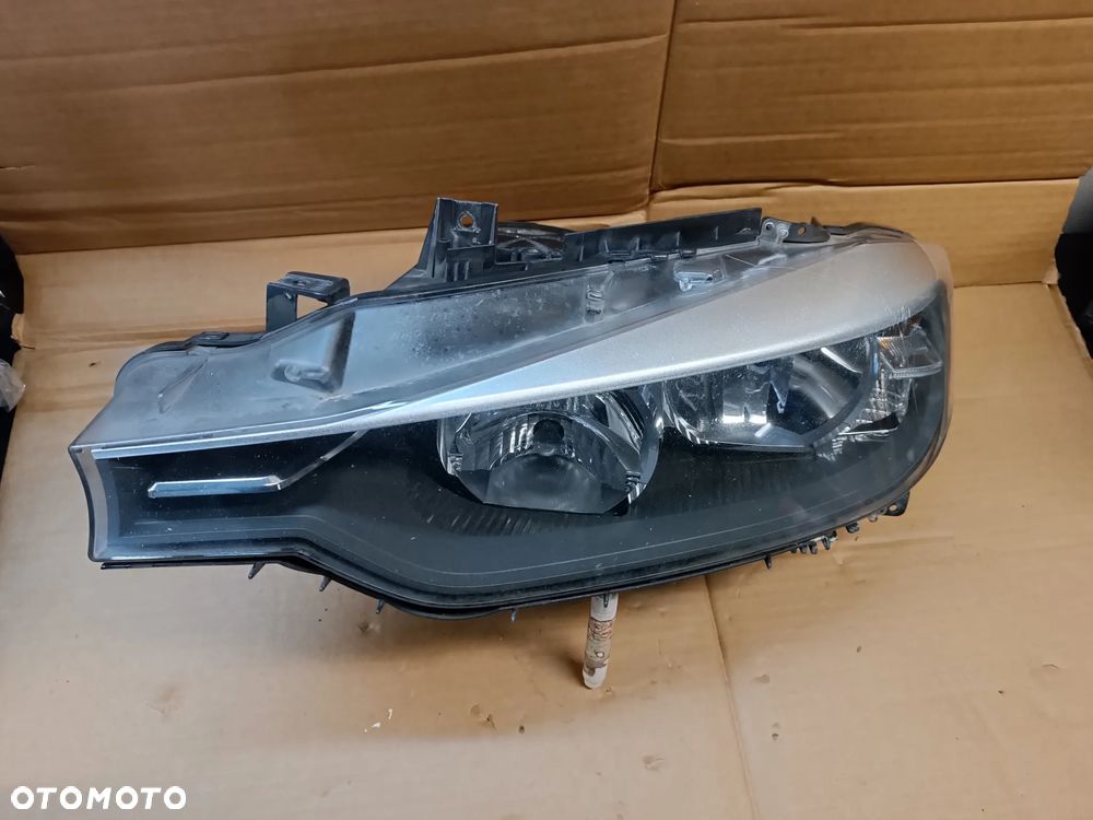 LAMPA PRZÓD PRZEDNIA LEWA BMW F30 - 1