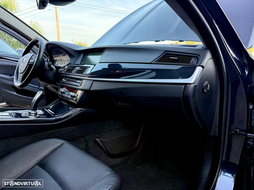 BMW 520 d Aut. Luxury Line - 54
