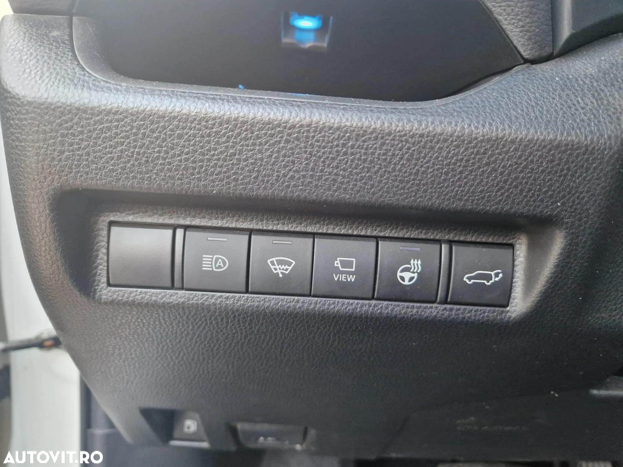 Toyota RAV4 2.5 Hybrid VVT-iE 4x4 Luxury - 12