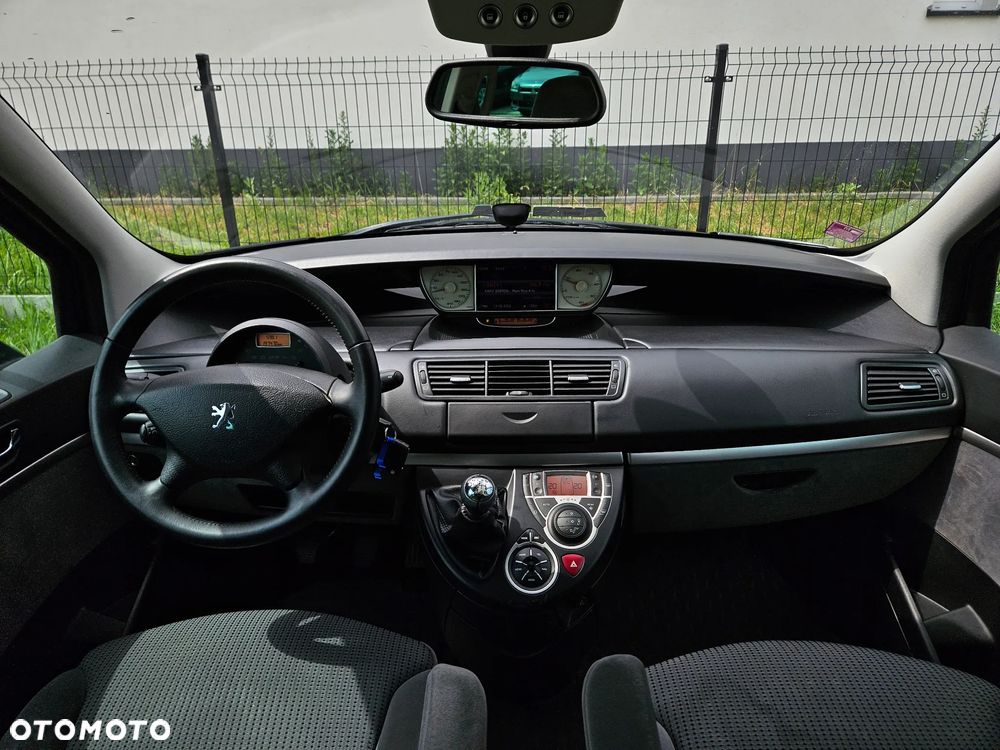 Peugeot 807 2.0 HDi Premium - 20