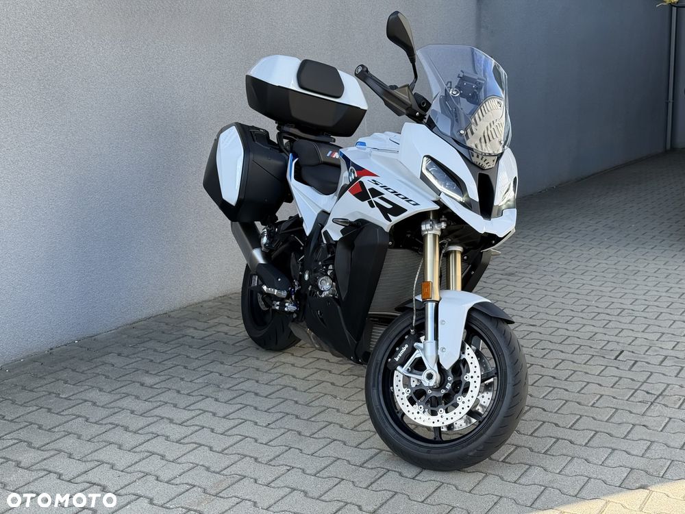 BMW XR - 1